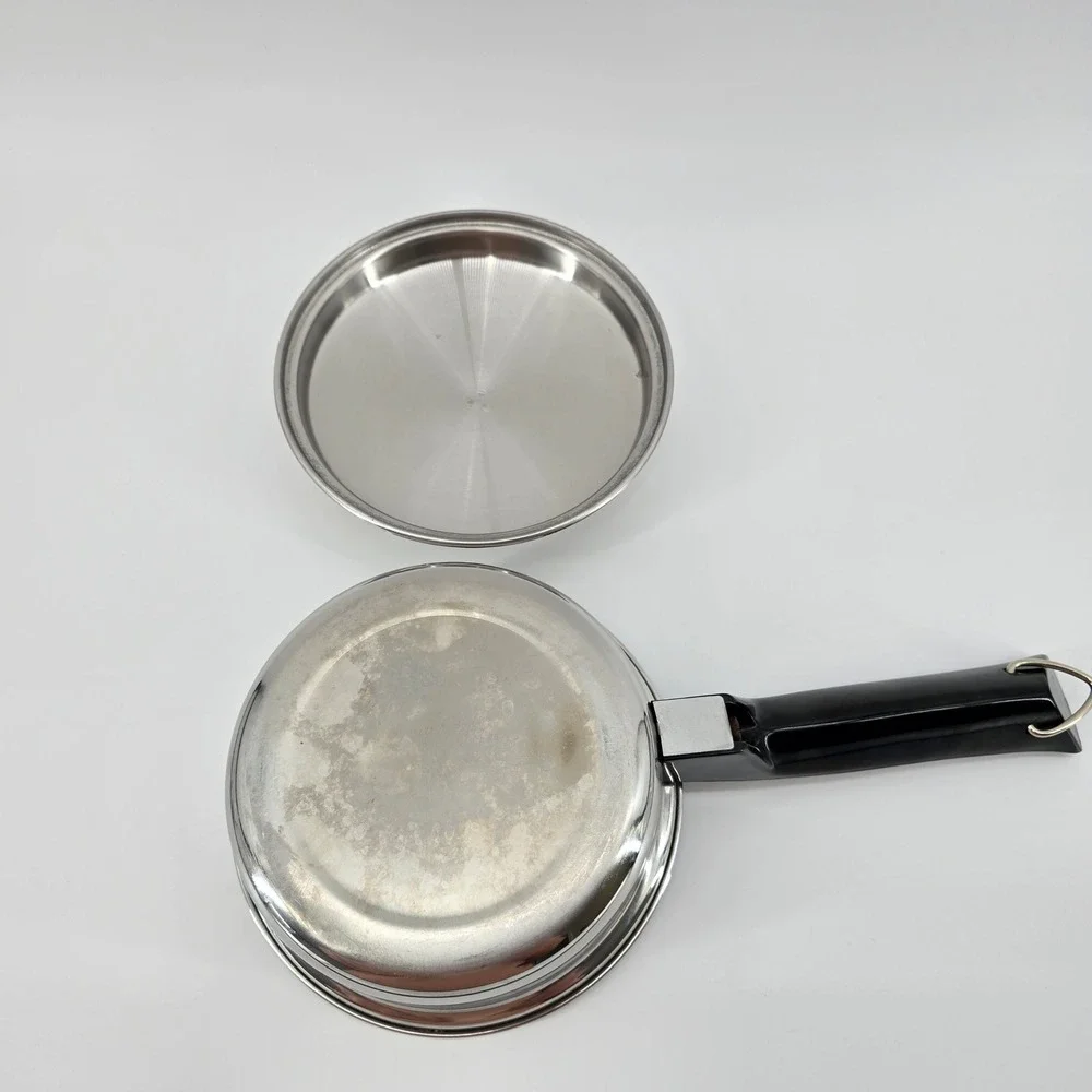 Duncan Hines Saucepan Vintage 3-Ply 18-8 Stainless Steel Lid Silver 1 Quart